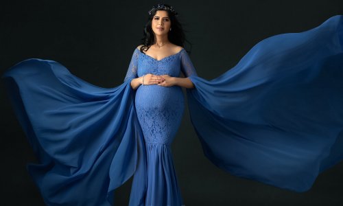 pregnant photo sydney blue gown dress